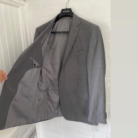 Lands End suit jacket. NWT - Picture 2 of 7